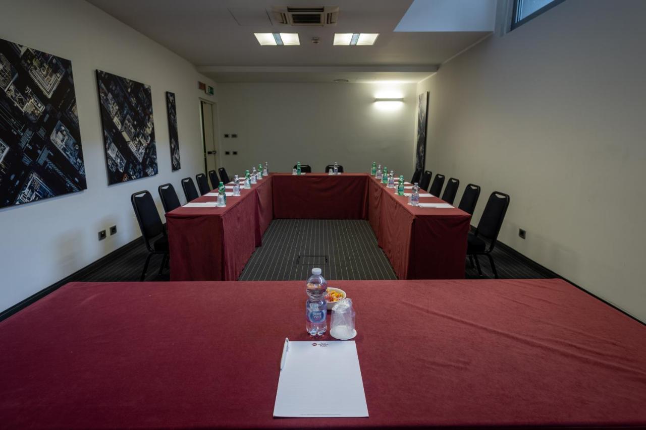 Best Western Plus Hotel Monza E Brianza Palace ชินิเซลโลบาลซาโม ภายนอก รูปภาพ