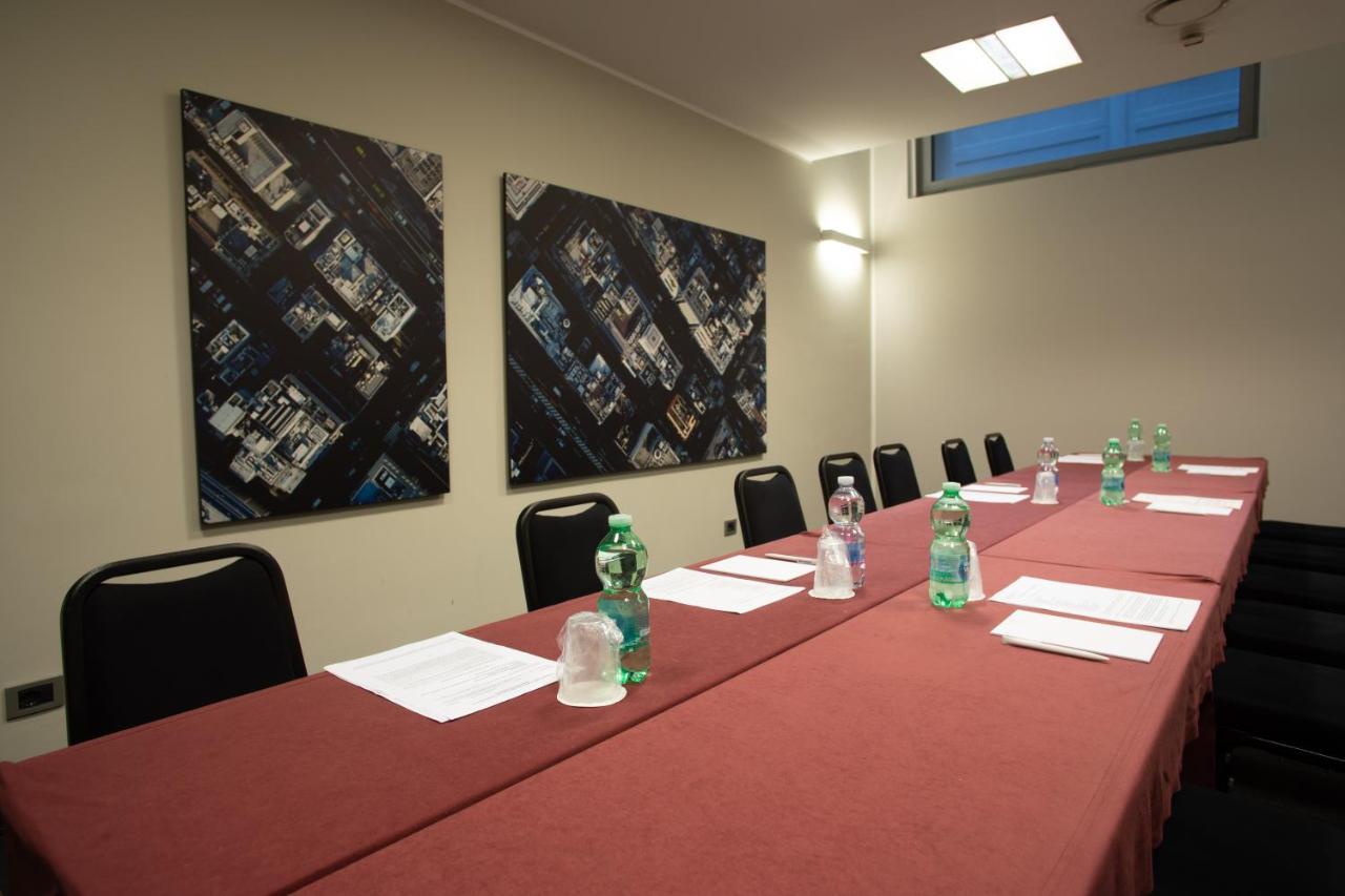 Best Western Plus Hotel Monza E Brianza Palace ชินิเซลโลบาลซาโม ภายนอก รูปภาพ